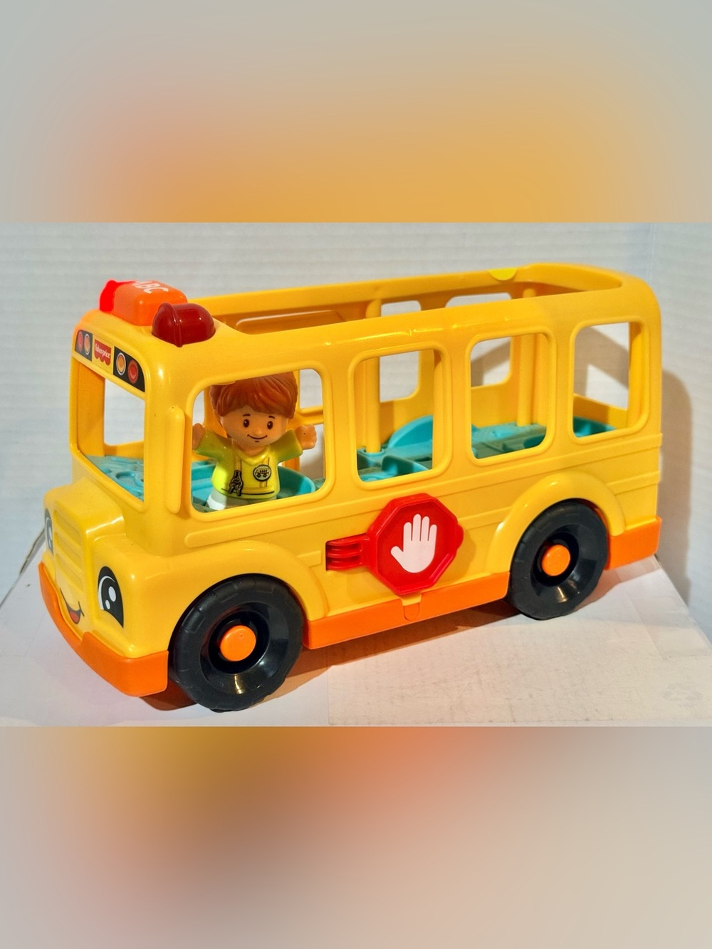 Fisher Price Little People School Bus w/Red Hair Girl Bus Driver ⭐️EUC⭐️ TESTED